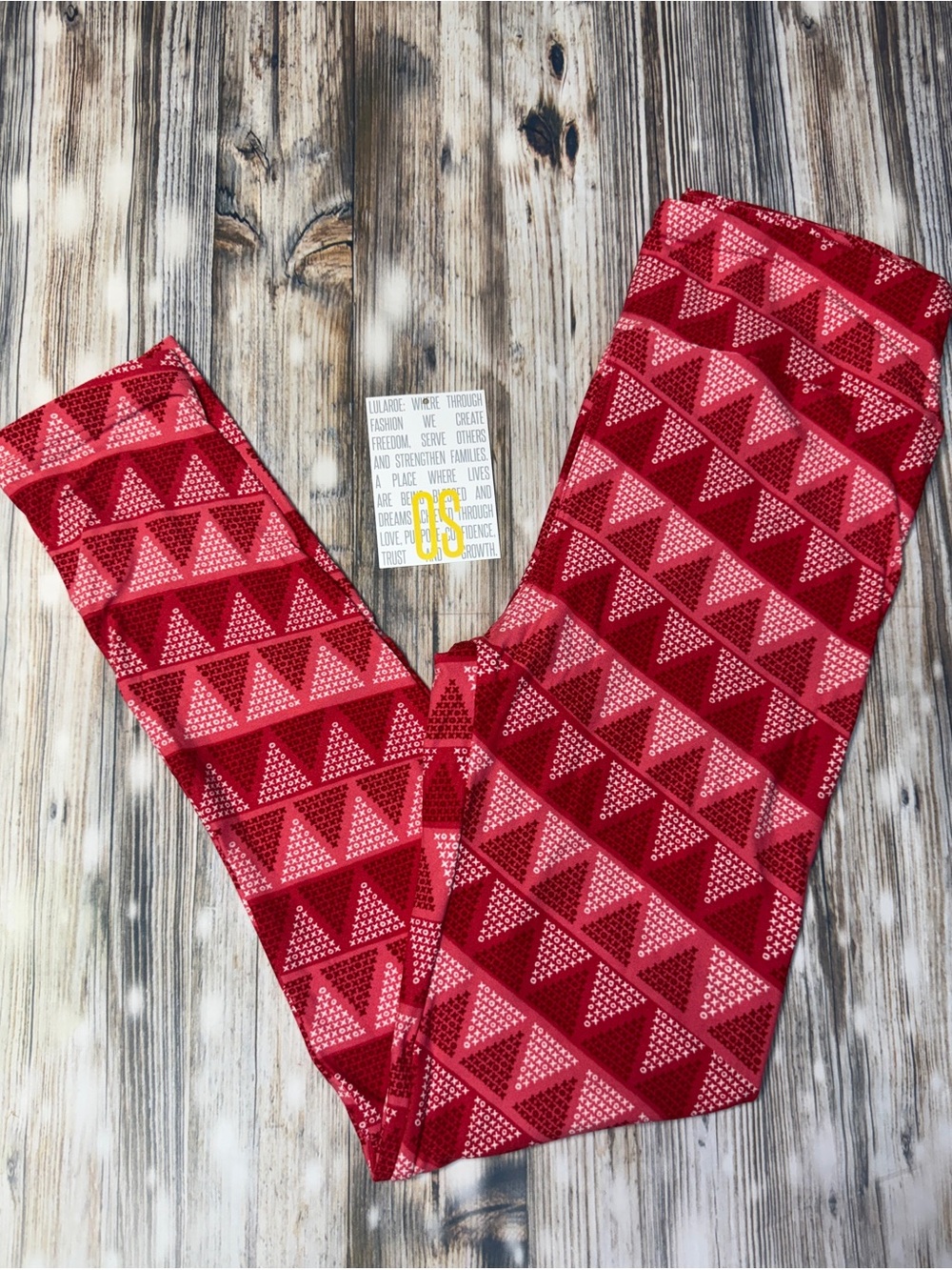 LuLaRoe Red and Pink Triangle Print Leggings